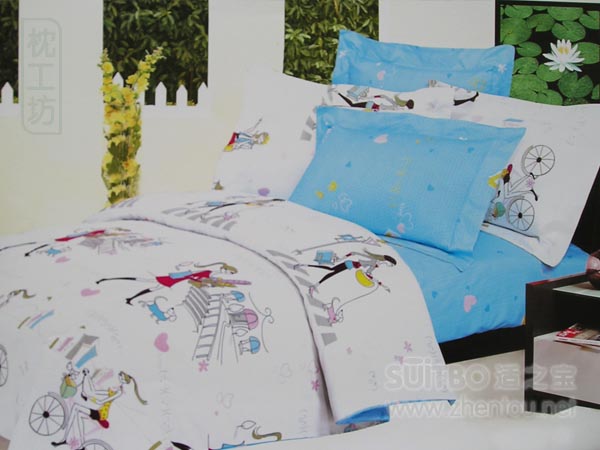 2009适之宝秋冬新品：简约、功能。